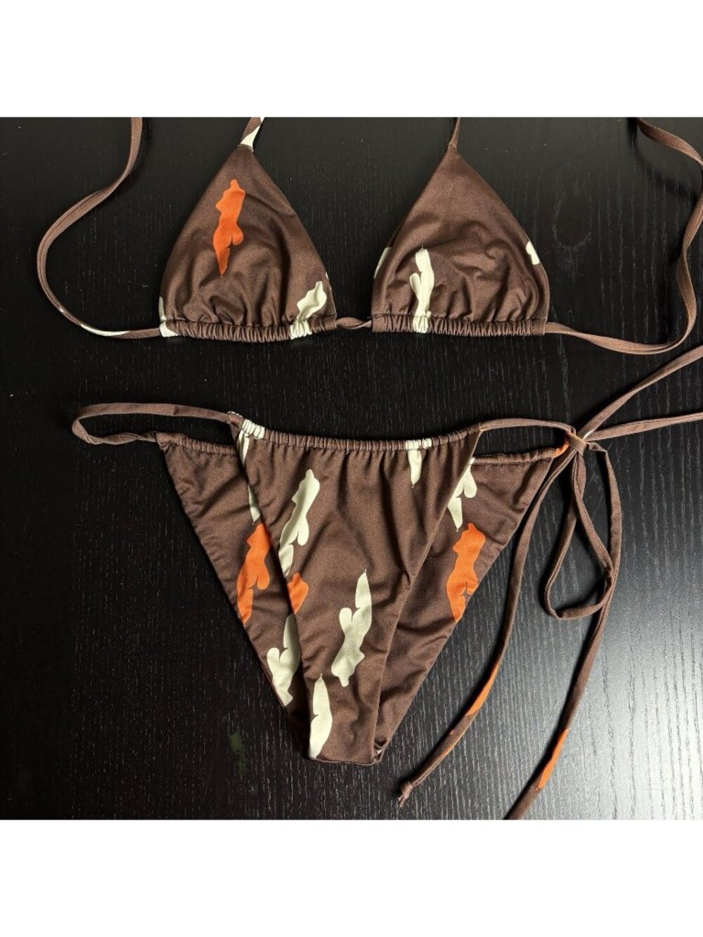INAMORATA Size M Triangle String Bikini Swimsuit Set Brown Rust Floating Figure